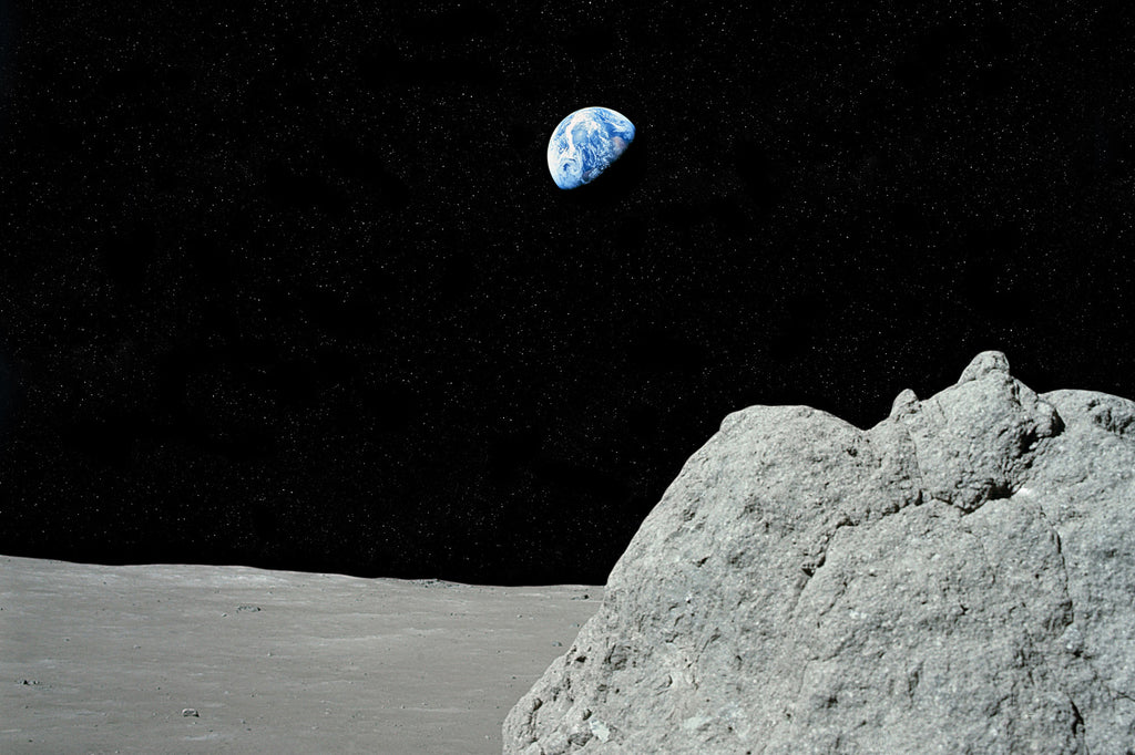 Earthrise - Apollo 17 (Landscape)
